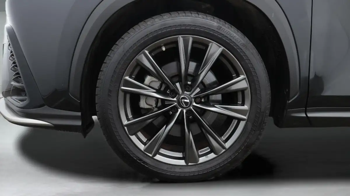 2022-lexus-nx-450h-25-f-sport-premium-plus-pack-big-18