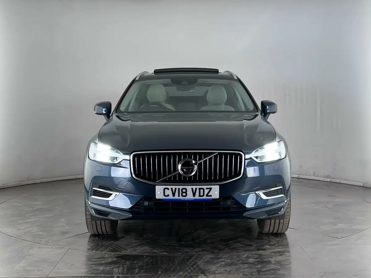 2018-volvo-xc60-20-t8-inscription-pro-390bhp-twin-engine-big-2