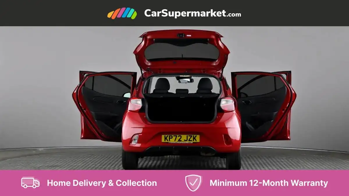 2022-hyundai-i10-10-premium-big-10
