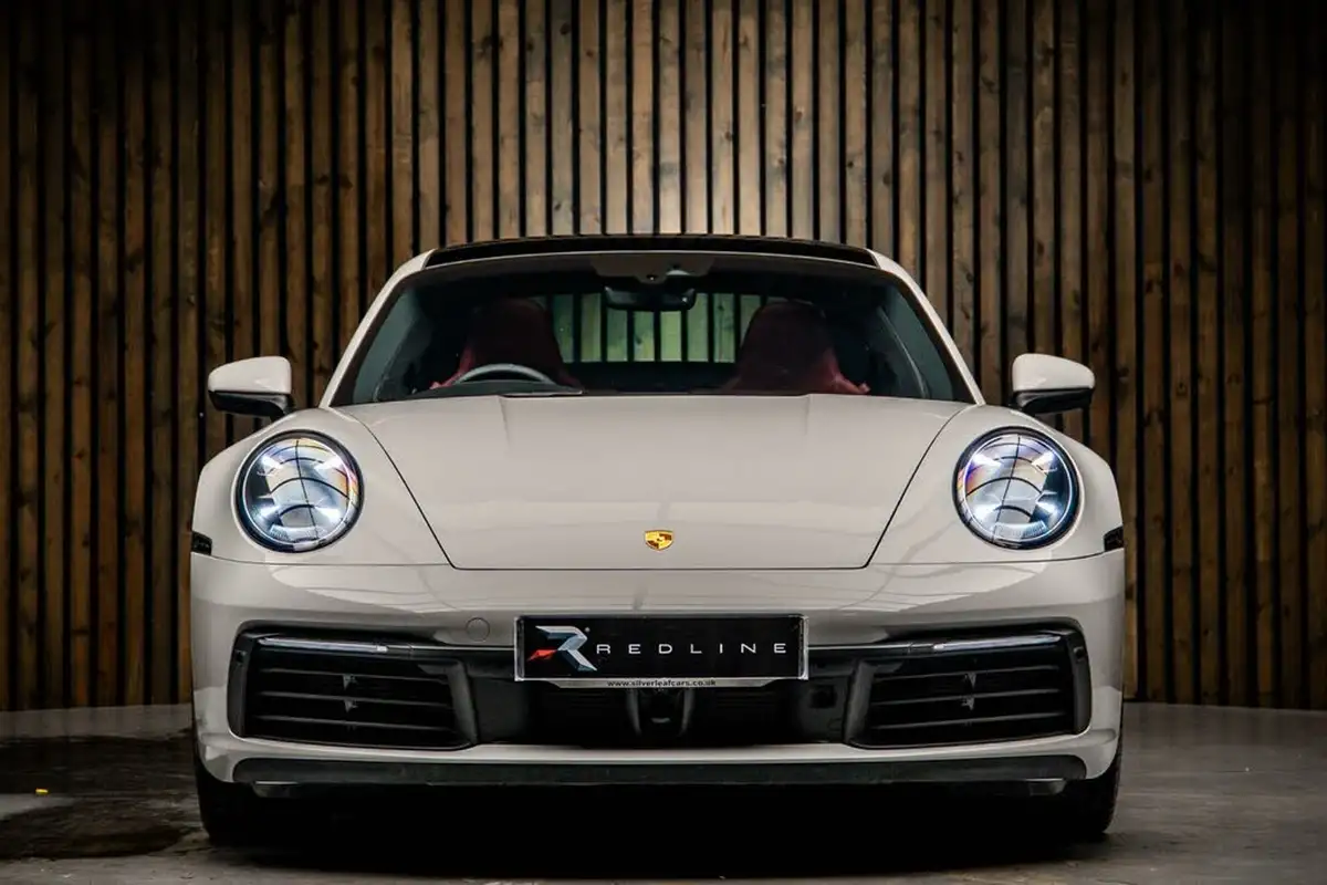 2021-porsche-911-30-carrera-4-coupe-big-4