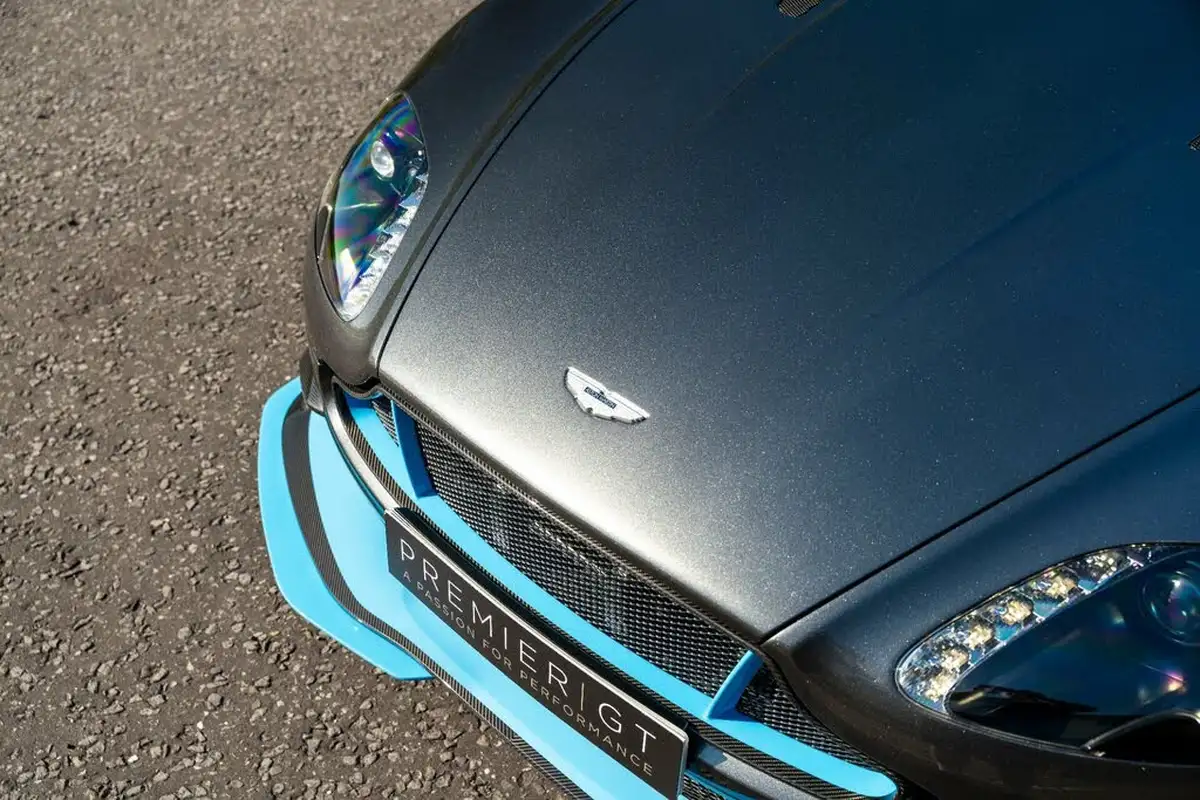 2017-aston-martin-vantage-47-gt8-sportshift-ii-big-3