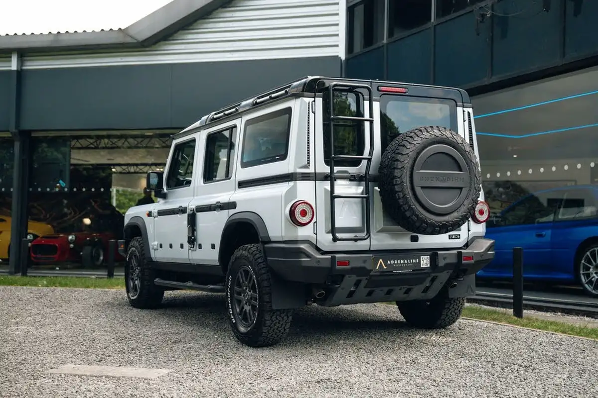 2023-ineos-grenadier-30td-fieldmaster-edition-249ps-4x4-station-wagon-5d-auto-big-13