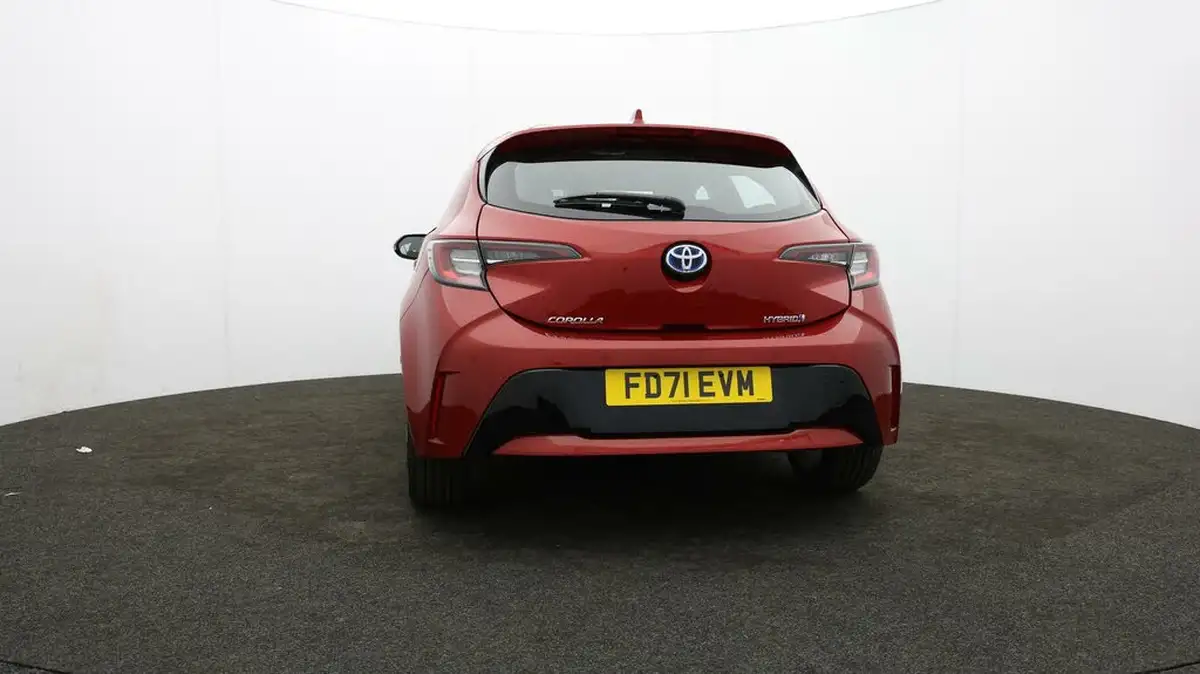 2022-toyota-corolla-18-vvt-i-icon-tech-trk-hatchback-5d-big-42
