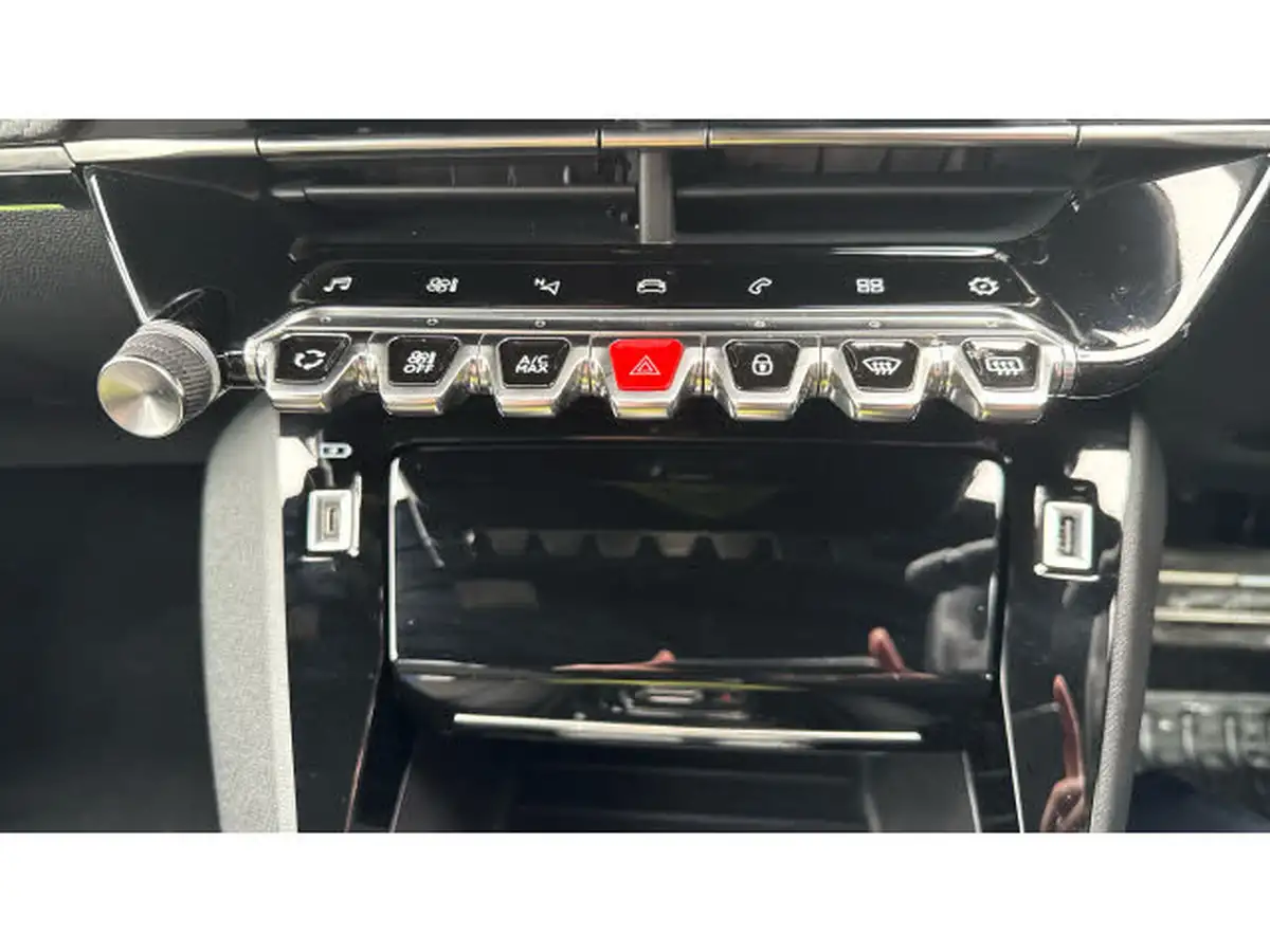 2021-peugeot-208-15-bluehdi-gt-line-big-36