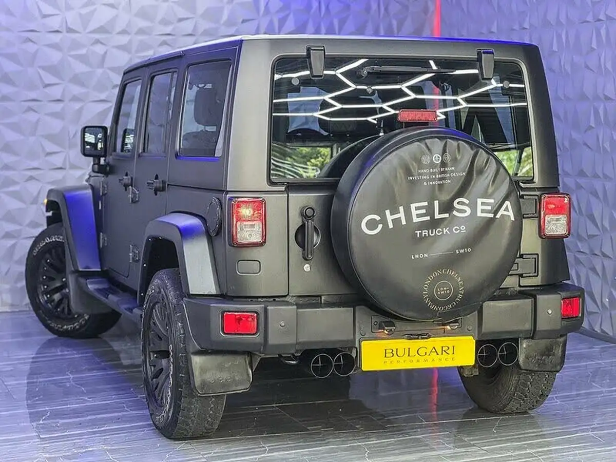 2015-jeep-wrangler-28crd-sahara-5d-big-2