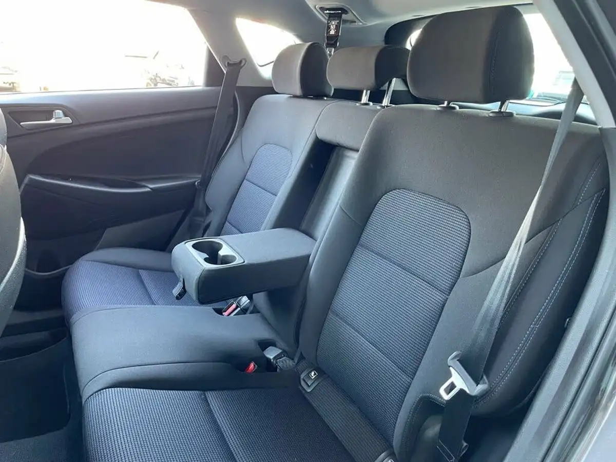 2016-hyundai-tucson-17crdi-blue-drive-se-116ps-big-27
