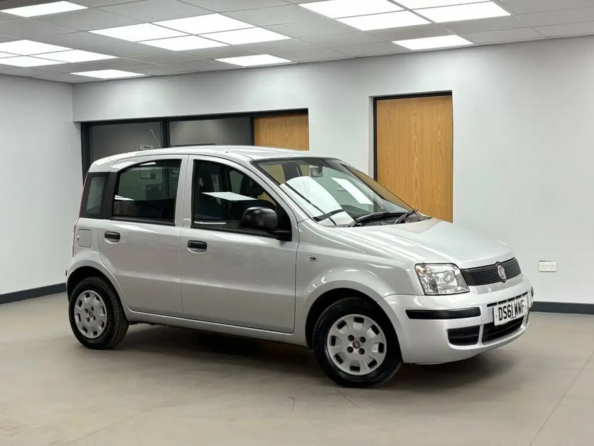 2012-fiat-panda-12-active-big-1