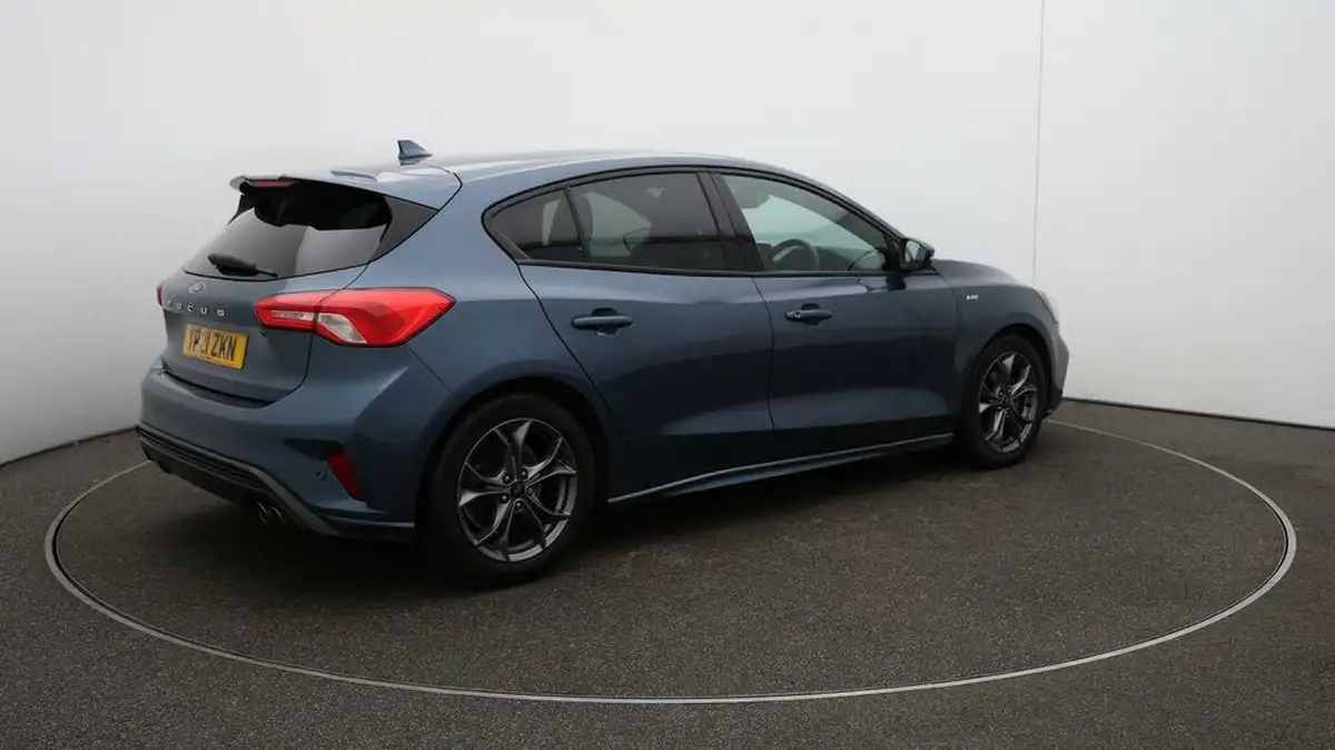 2021-ford-focus-15-st-line-edition-hatchback-big-43