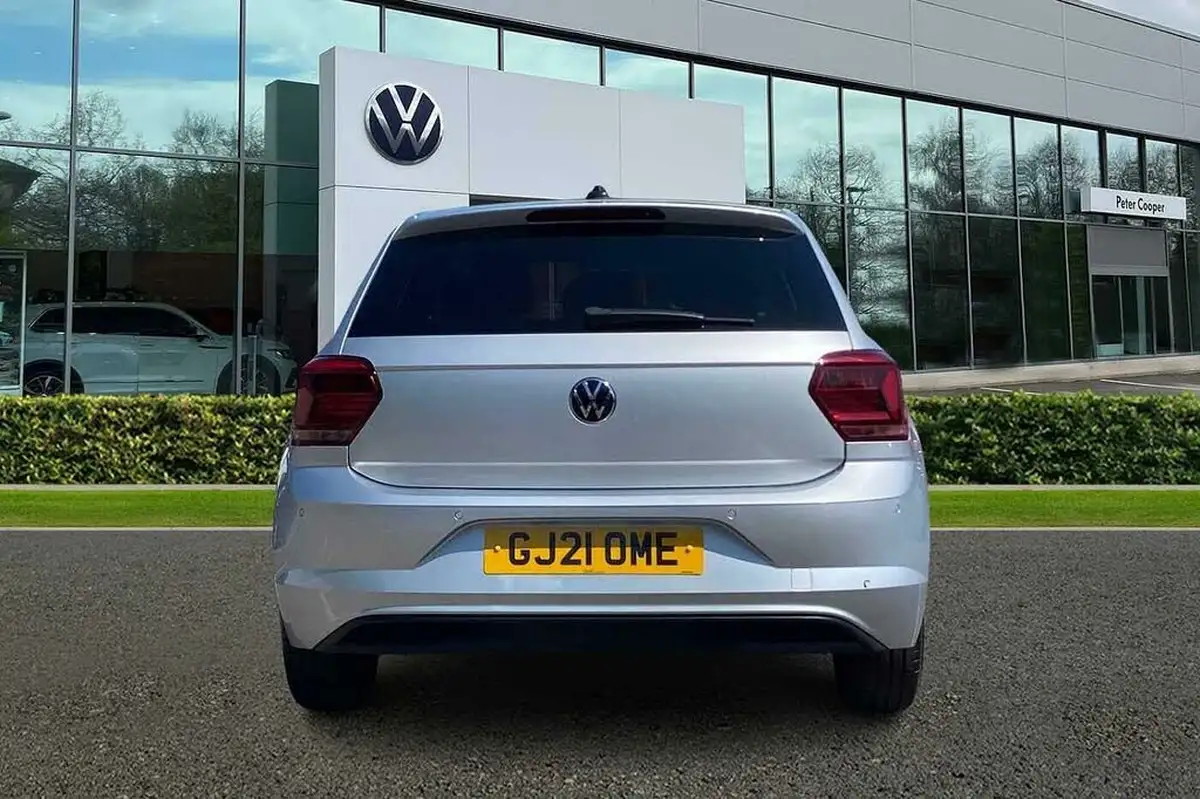 2021-volkswagen-polo-10-tsi-match-dsg-big-8