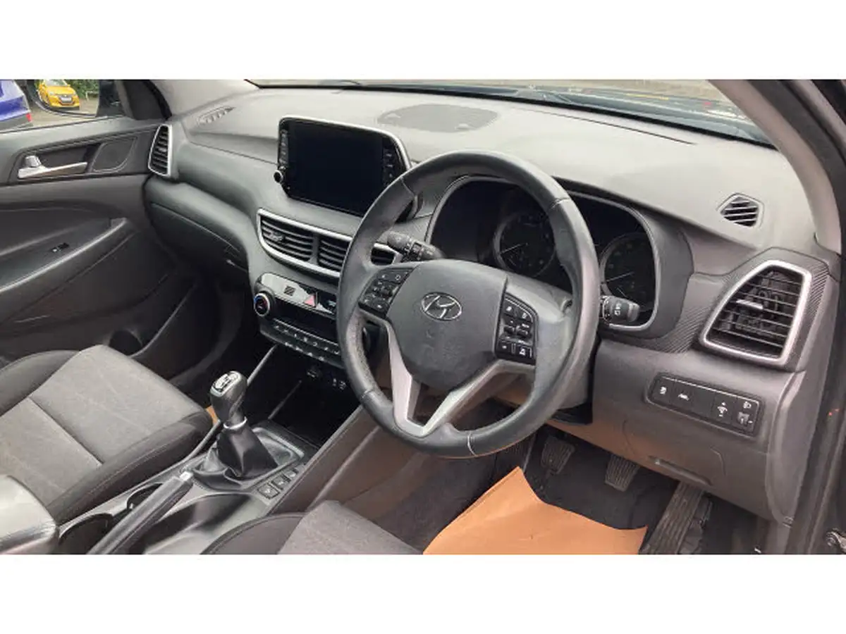 2020-hyundai-tucson-16-gdi-se-nav-big-10