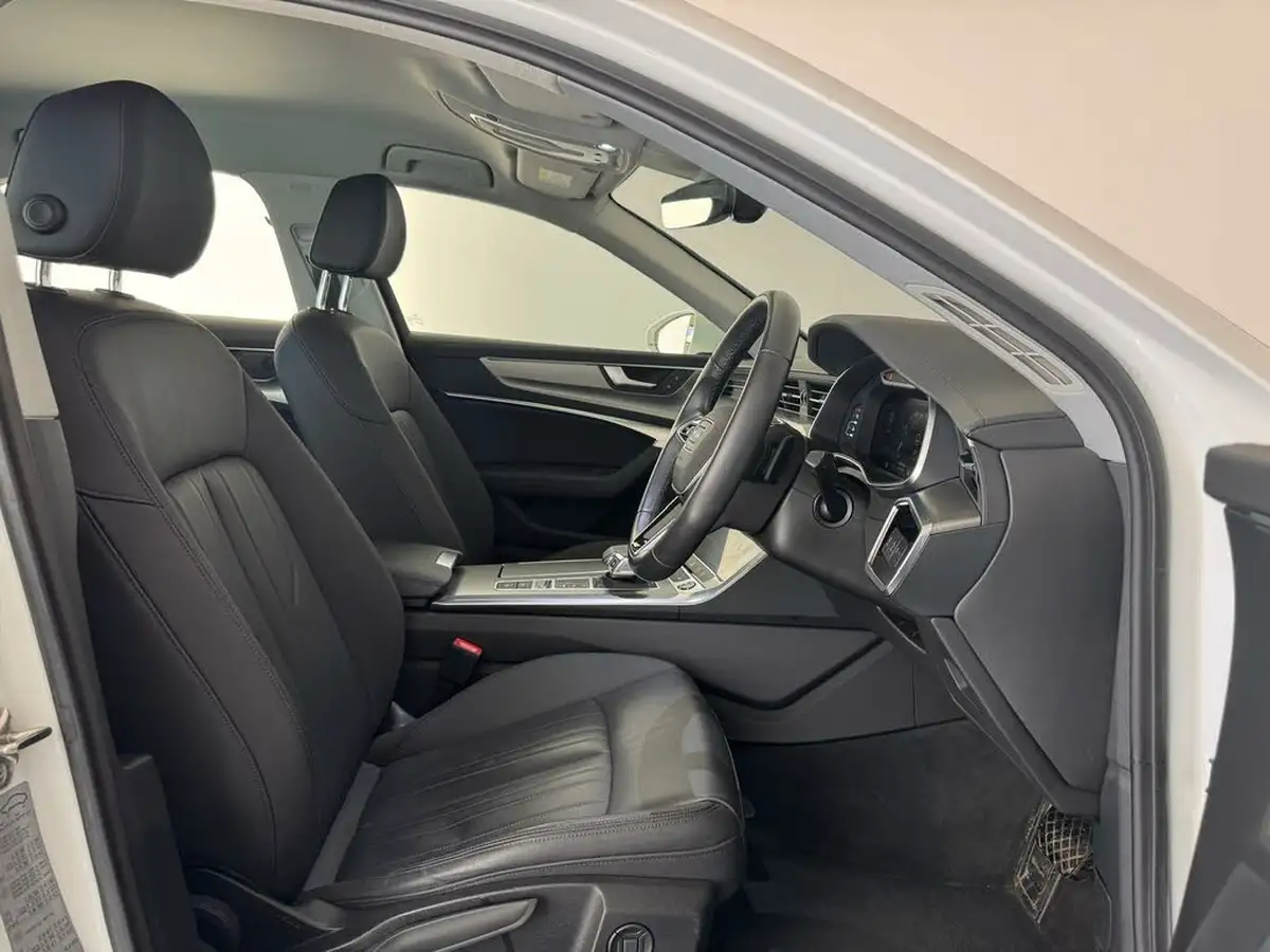 2022-audi-a6-saloon-20-40-tfsi-sport-big-11