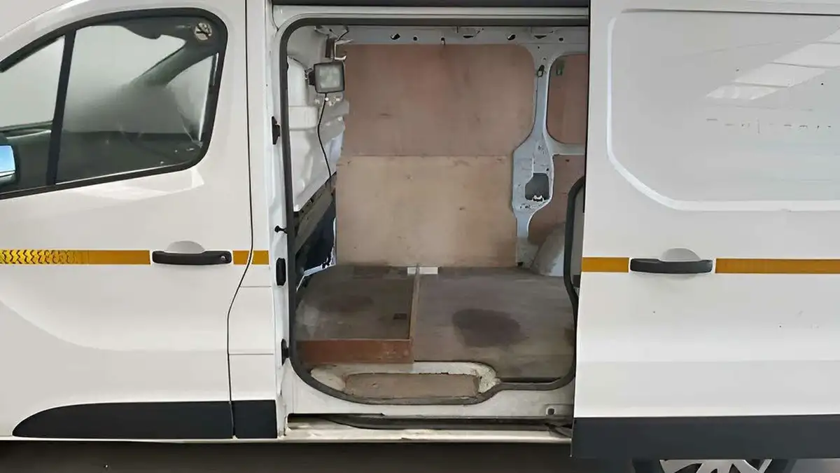 2019-renault-trafic-16dci-sl27-120-business-panel-big-5