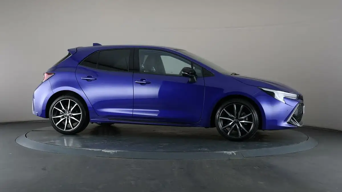 2024-toyota-corolla-18-vvt-i-gr-sport-hatchback-big-51