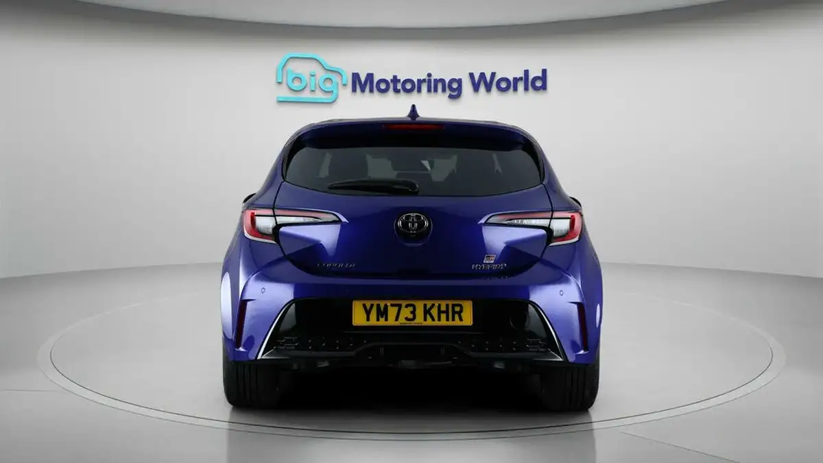 2024-toyota-corolla-18-vvt-i-gr-sport-hatchback-big-6