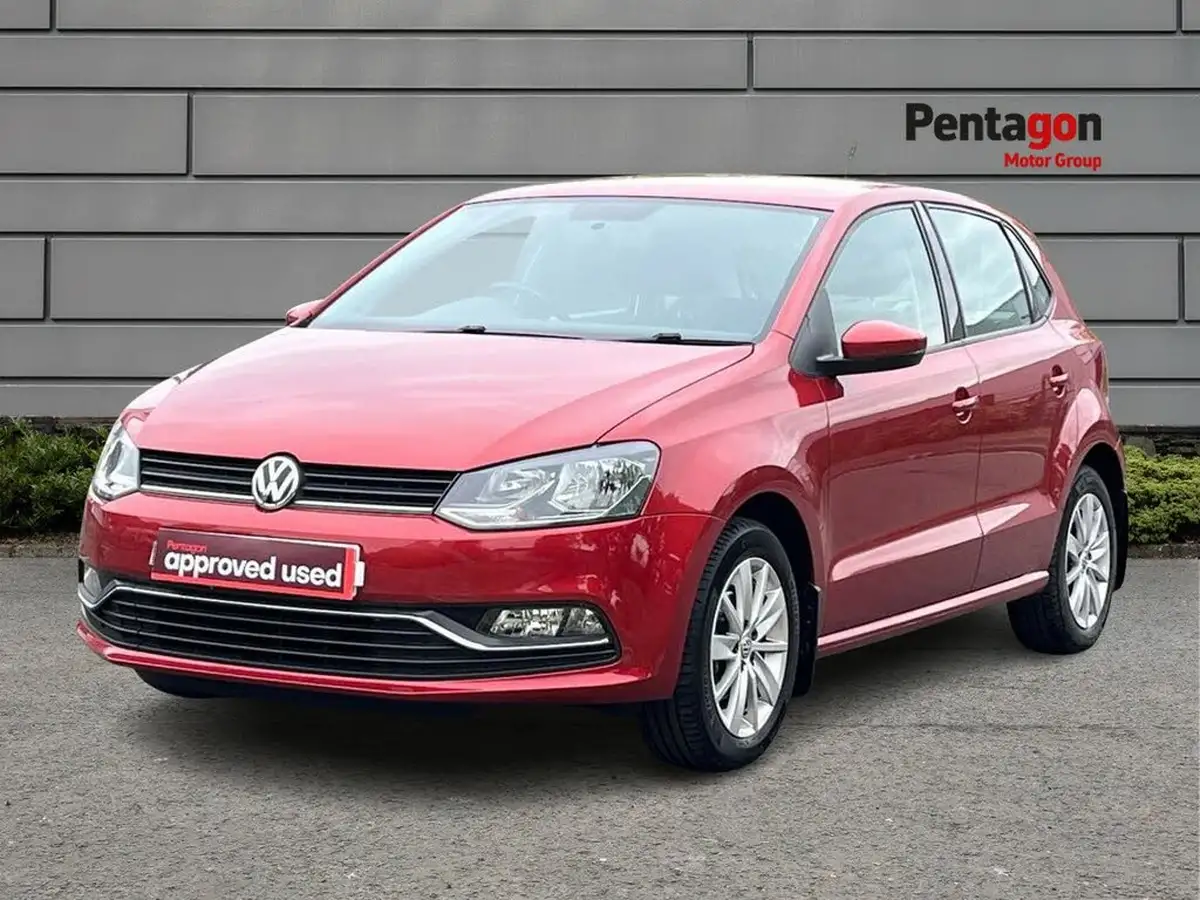 2015-volkswagen-polo-12-tsi-se-5d-big-2