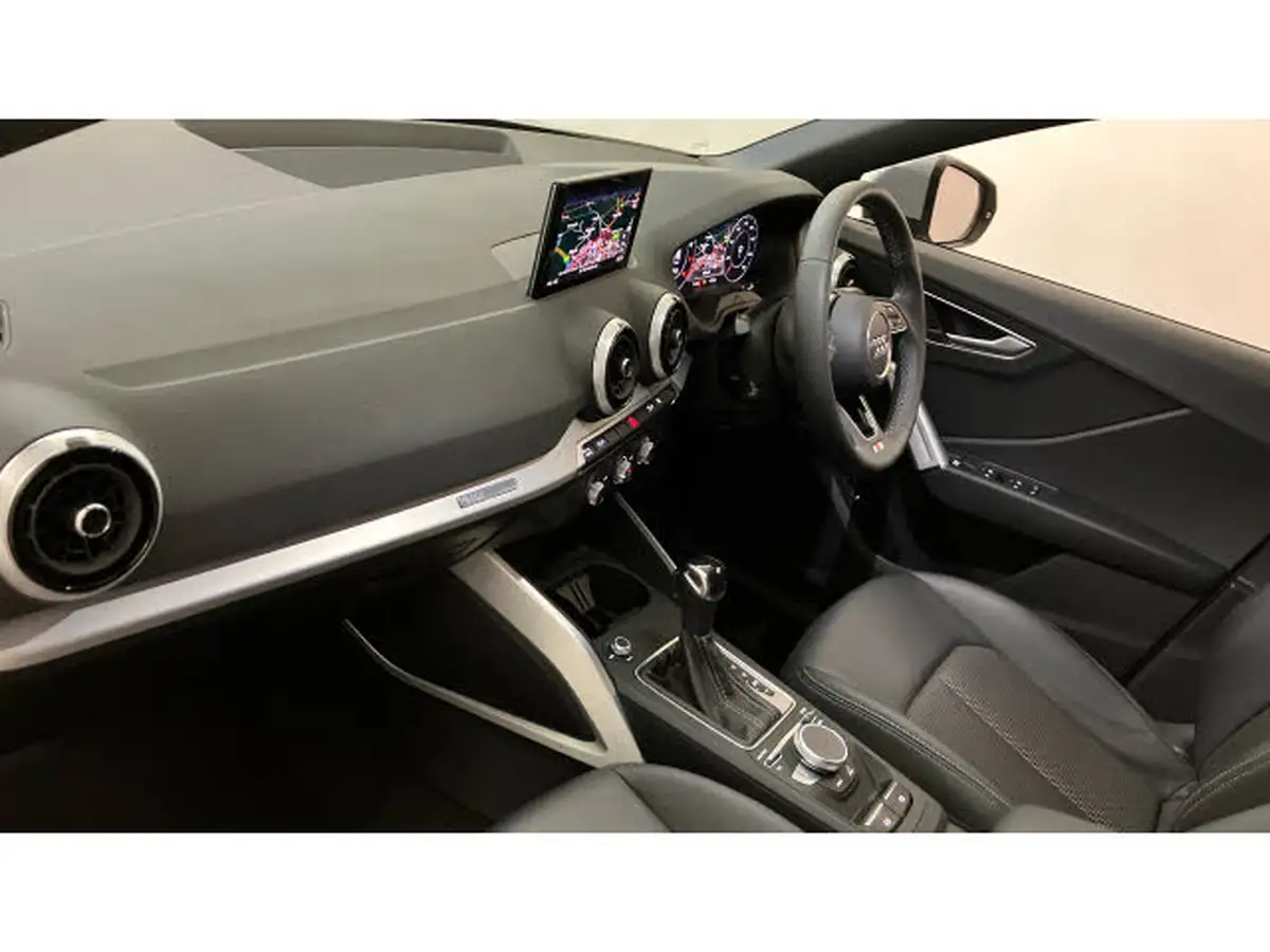 2023-audi-q2-15-35-tfsi-s-line-tronic-big-1