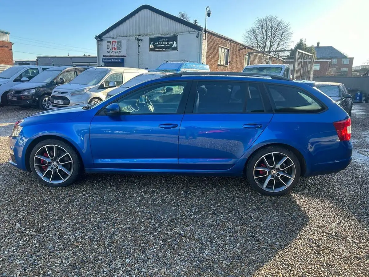 2014-skoda-octavia-20tdi-vrs-estate-dsg-big-3