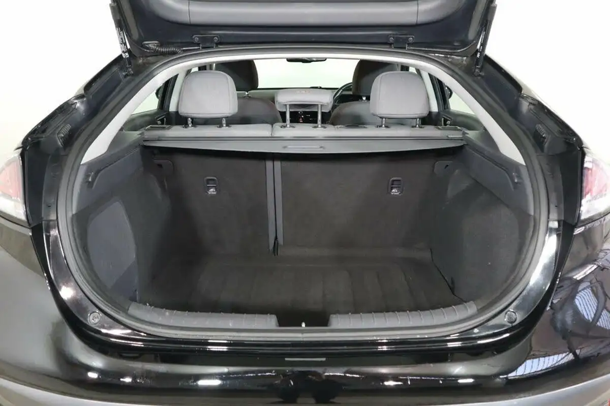 2021-hyundai-ioniq-16-gdi-premium-hybrid-big-40