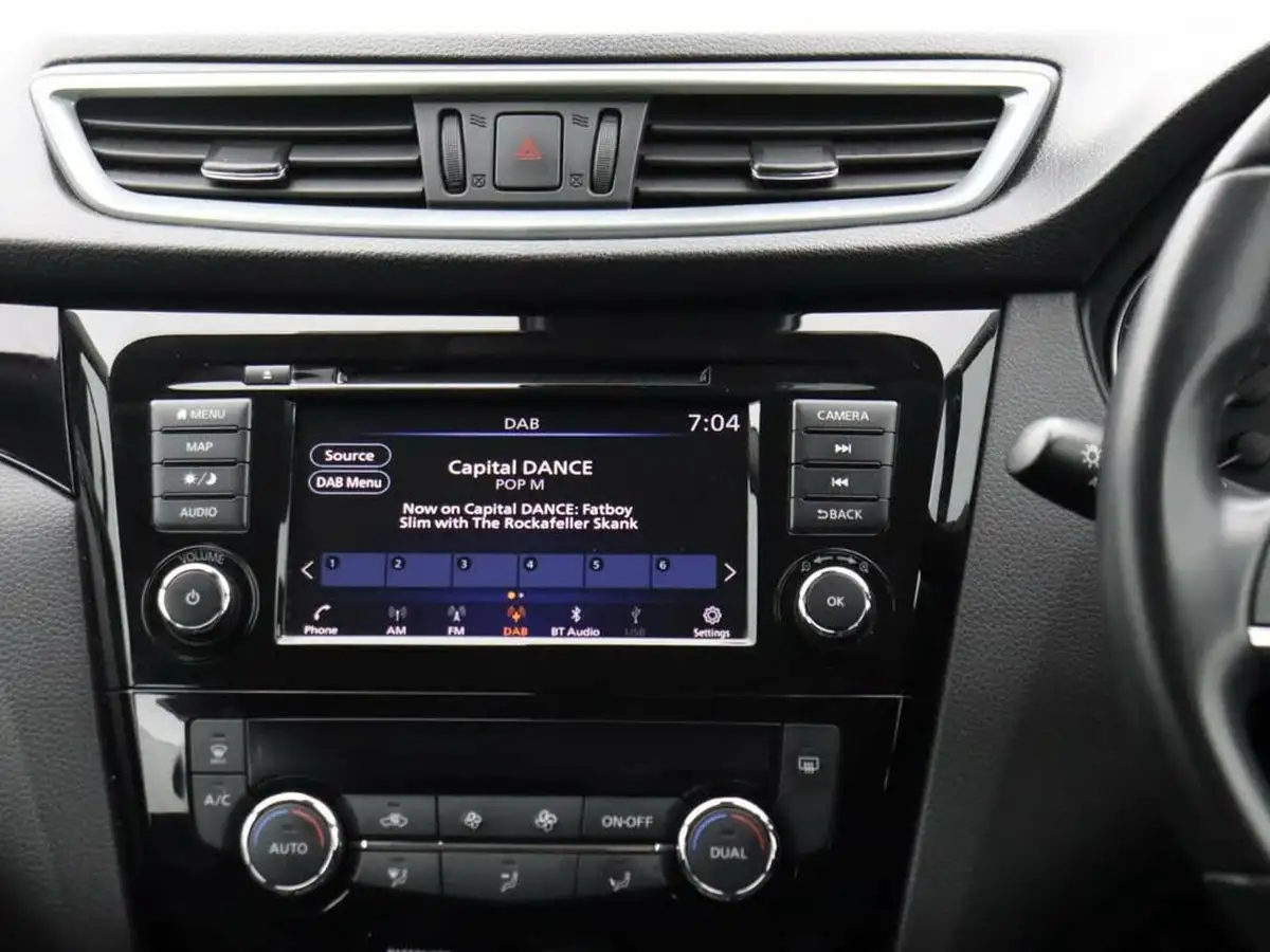 2020-nissan-qashqai-13-dig-t-acenta-premium-160ps-big-6
