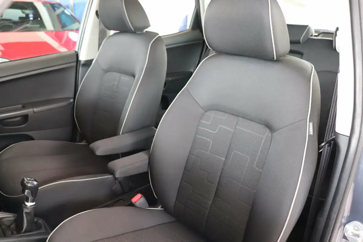 2017-kia-venga-14-2-big-46