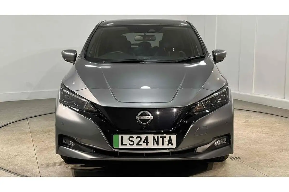 2024-nissan-leaf-e-tekna-39kwh-big-2