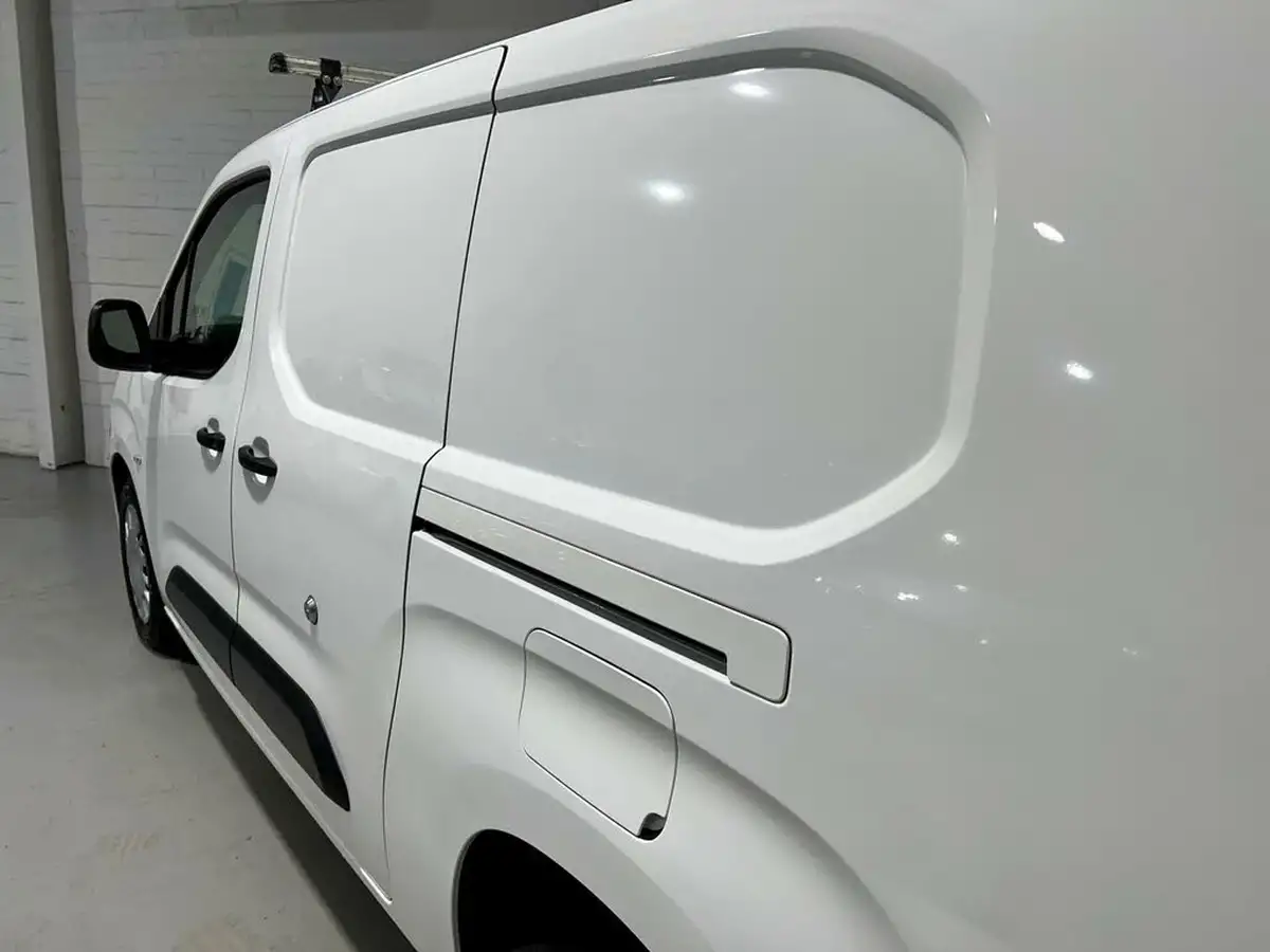 2020-vauxhall-combo-15cdti-sportive-2300-100pseu6d-t-l2h1-panel-big-36