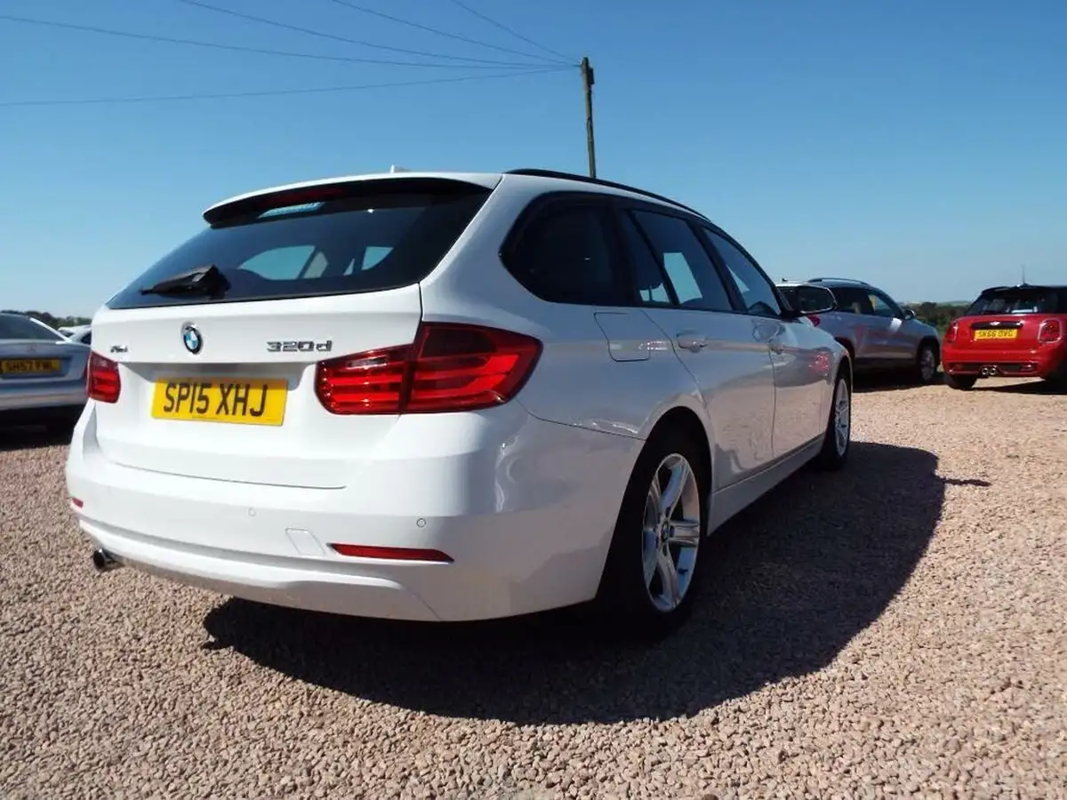 2015-bmw-3-series-20td-320d-xdrive-se-184bhp-touring-5d-big-3