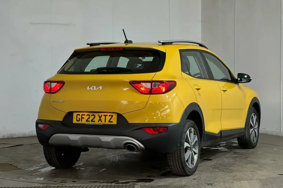 2022-kia-stonic-10-t-gdi-2-big-16
