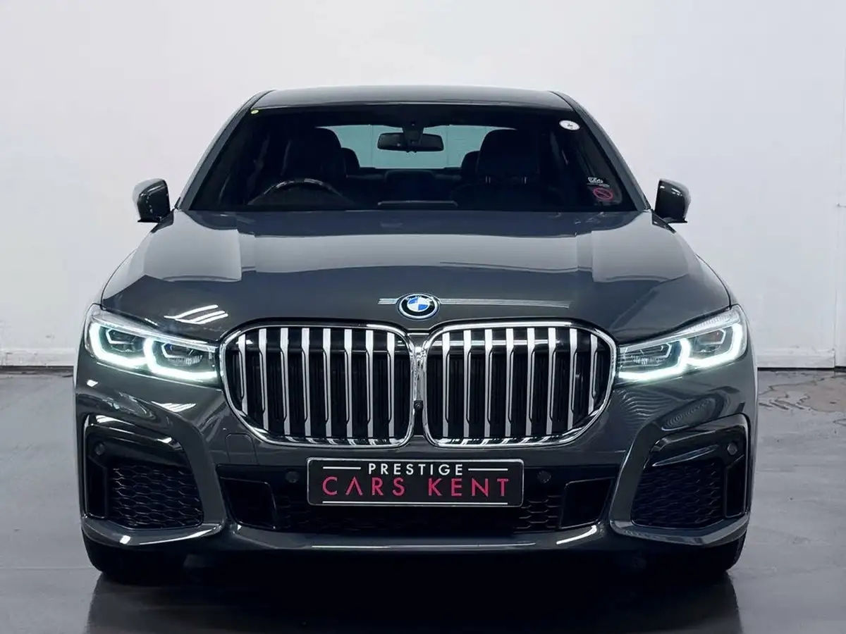 2022-bmw-7-series-30-745e-m-sport-big-4