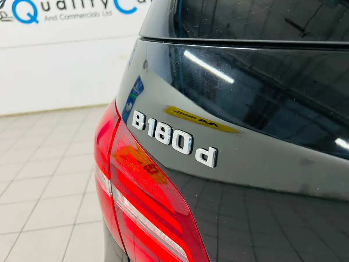 2017-mercedes-benz-b-class-15d-b180-amg-line-109ps-premiumss-7g-dct-big-41