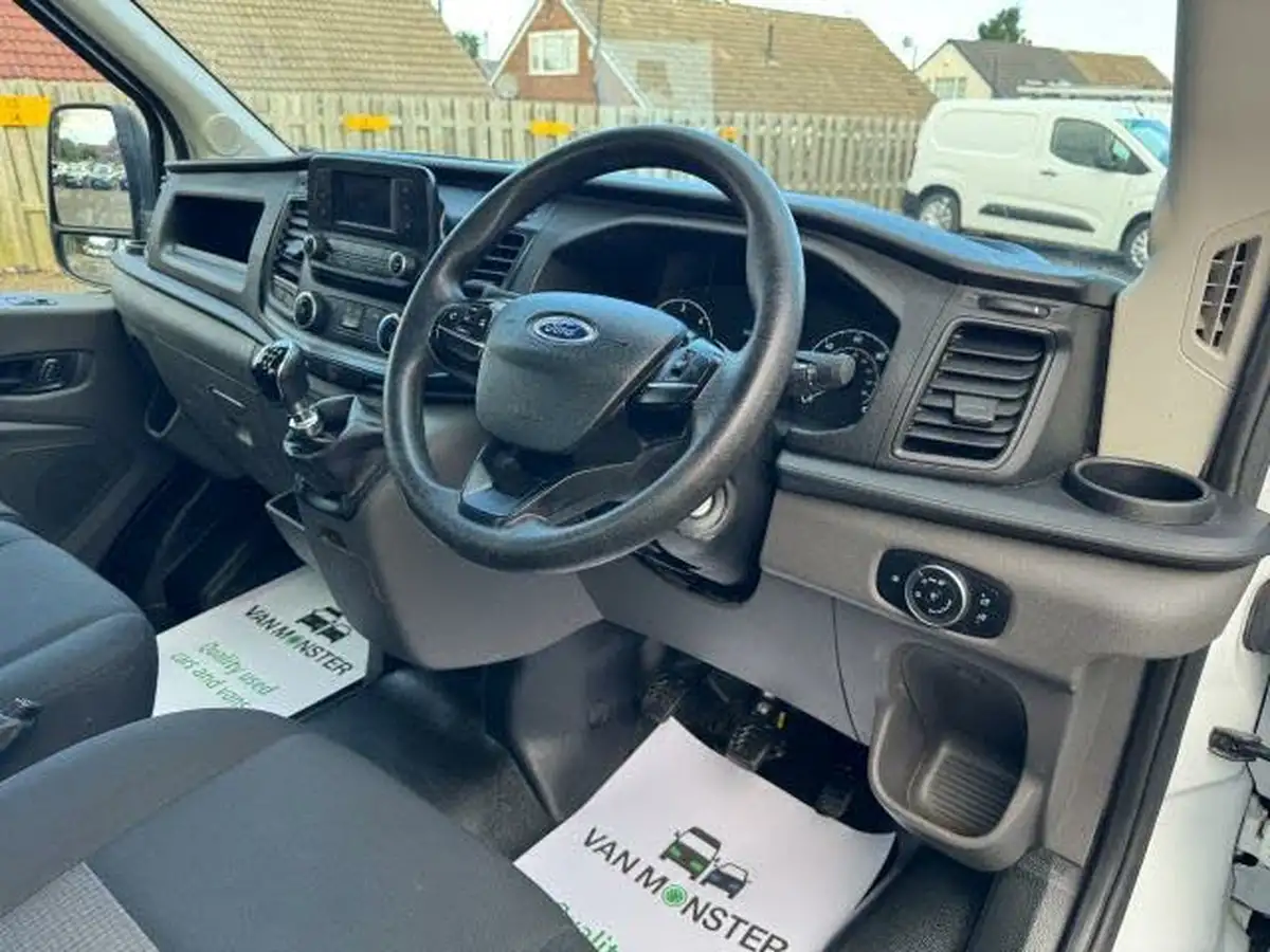 2023-ford-transit-20tdci-350-l2h1-leader-130pseu6dt-rwd-cab-big-11