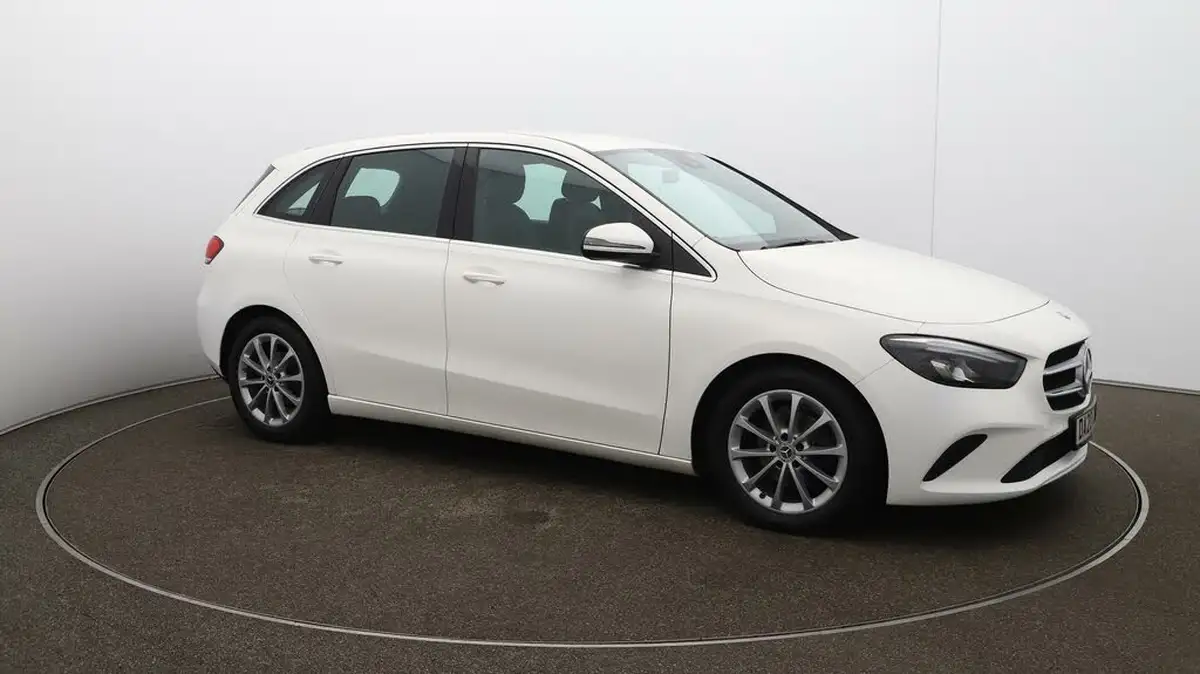 2020-mercedes-benz-b-class-13-b180-sport-7g-dct-big-36