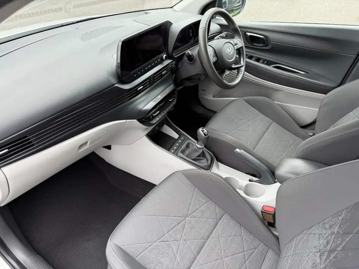 2021-hyundai-bayon-10-t-gdi-ultimate-120ps-big-18