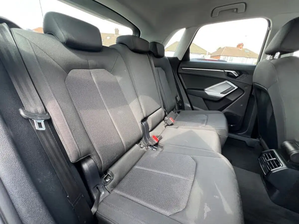 2020-audi-q3-15-35-tfsi-sport-cod-station-wagon-1498cc-big-43