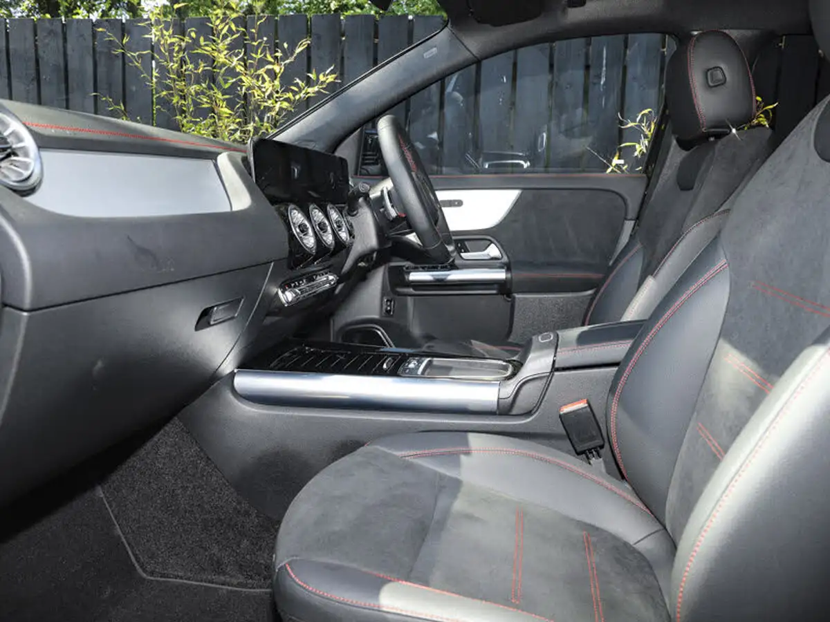 2024-mercedes-benz-eqa-e-eqa-250-amg-line-premium-big-4