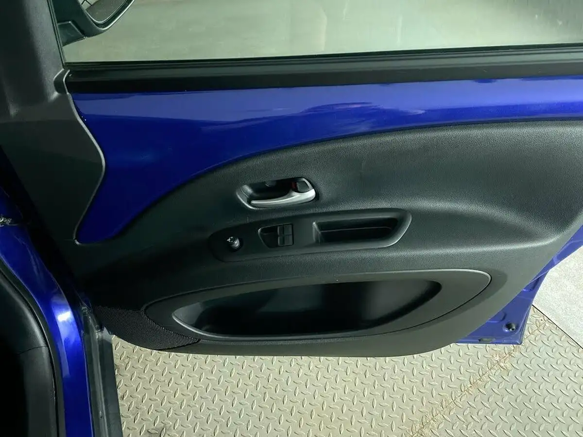 2023-toyota-aygo-x-10-vvt-i-edge-big-26