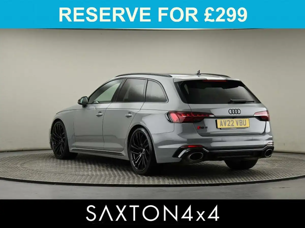 2022-audi-rs4-avant-29-tfsi-carbon-black-big-1