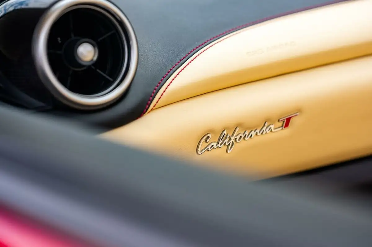 2015-ferrari-california-39-t-big-47