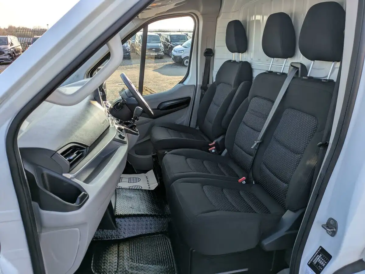 2022-maxus-deliver-9-20tdi-l3h2-big-7