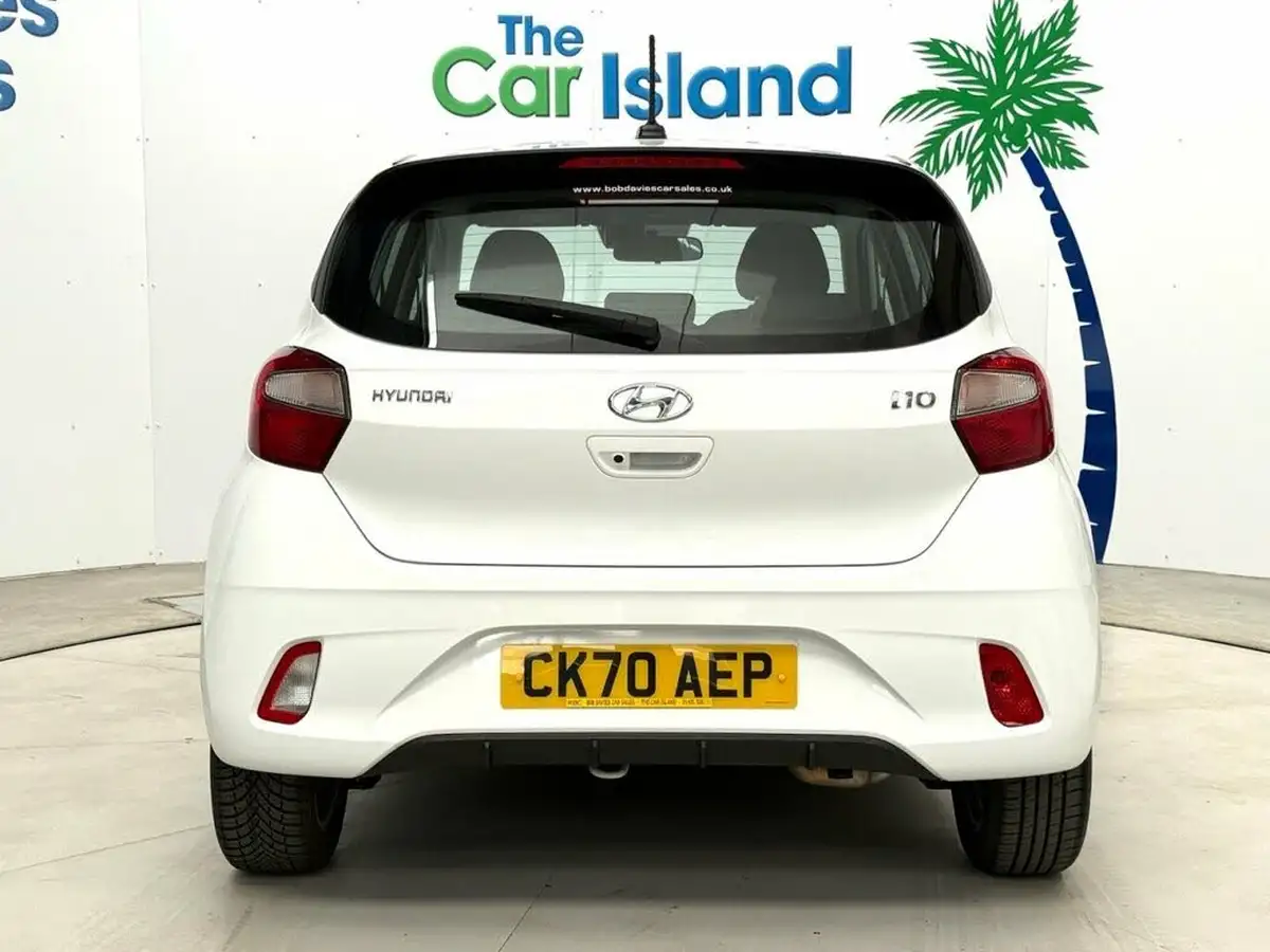 2020-hyundai-i10-12-se-connect-auto-big-7