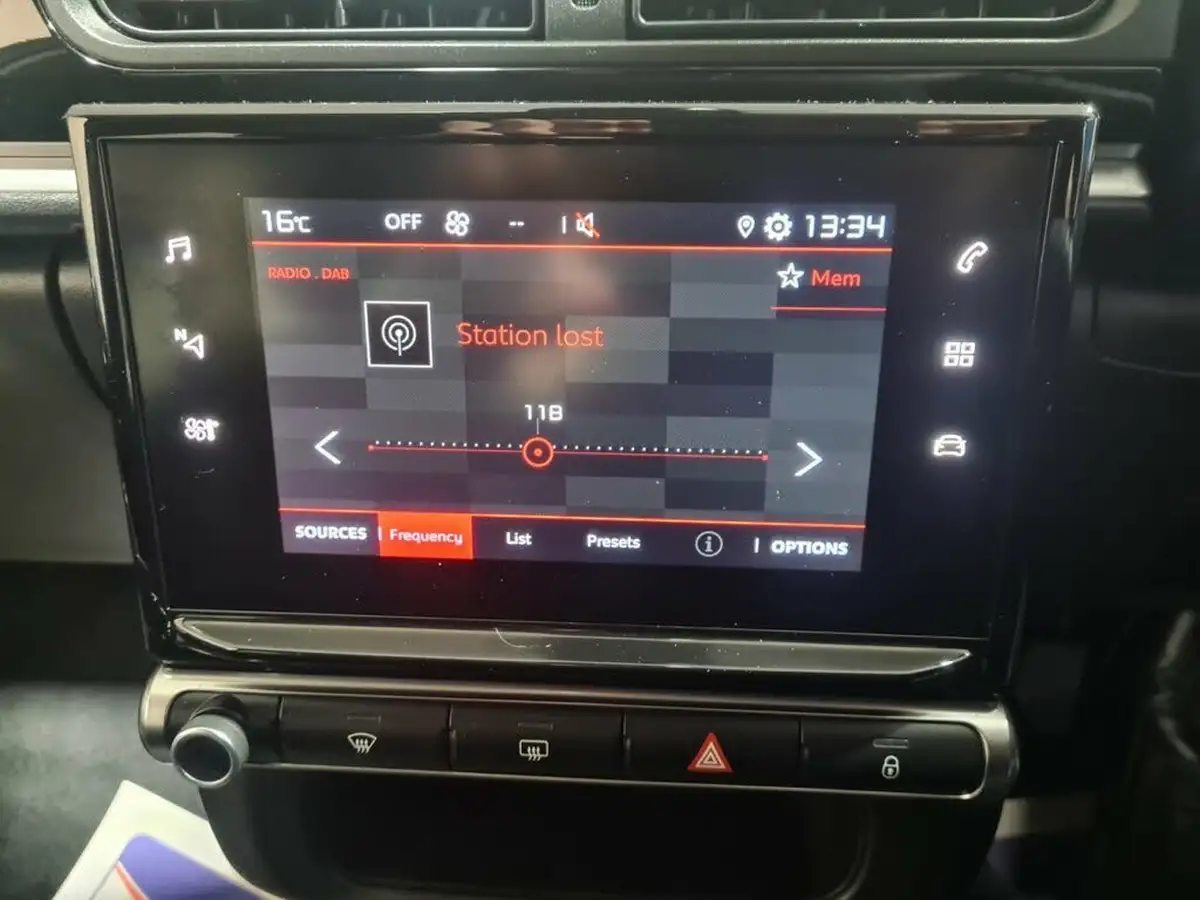2023-citroen-c3-12-puretech-plus-110ps-eat6-big-10