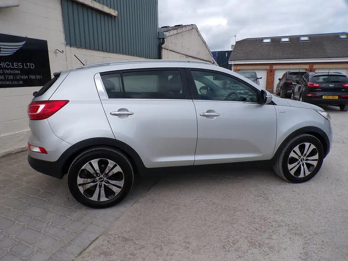 2010-kia-sportage-20td-first-edition-auto-big-8