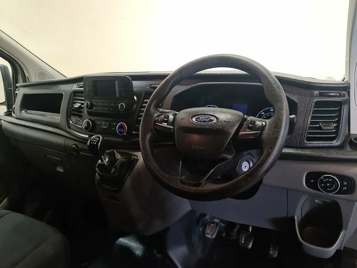 2020-ford-transit-custom-20tdci-320-l2h1-leader-130pseu6dt-panel-van-big-15