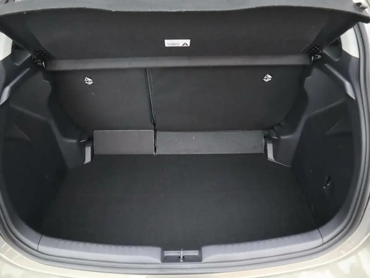 2024-toyota-yaris-15-vvt-i-icon-big-6