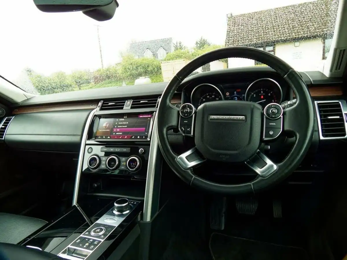 2018-land-rover-discovery-30td6-hse-luxury-big-31