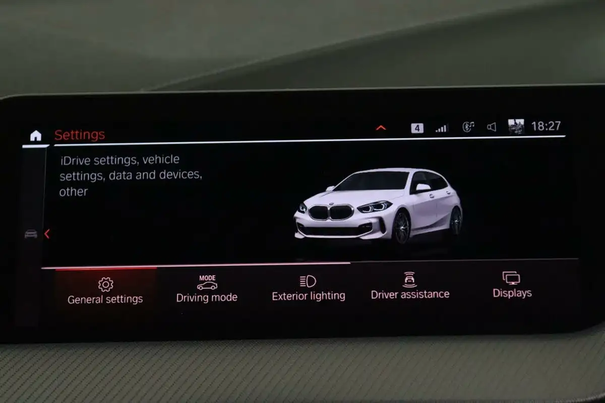 2020-bmw-1-series-20td-118d-m-sport-big-44