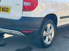 2013-skoda-yeti-12-se-105ps-small-27