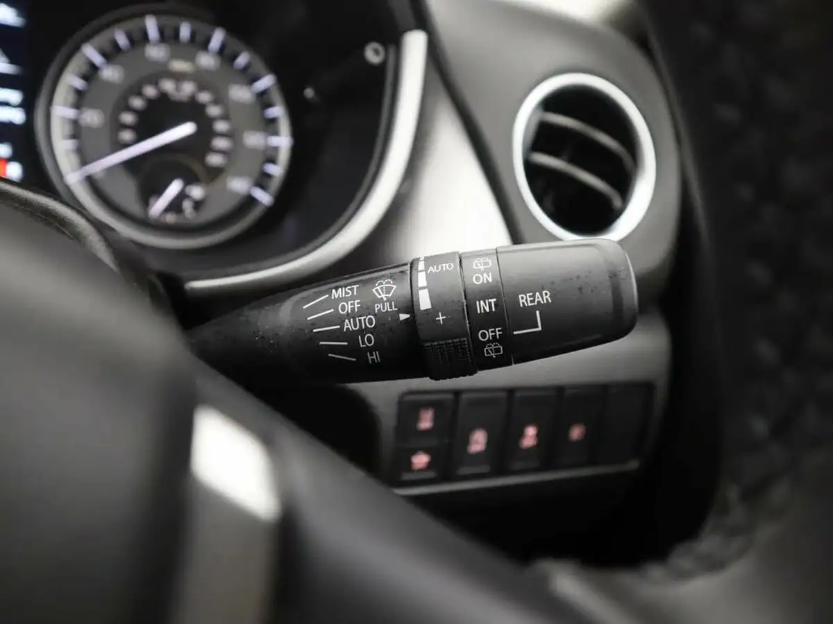2025-suzuki-vitara-14-boosterjet-sz-t-big-17