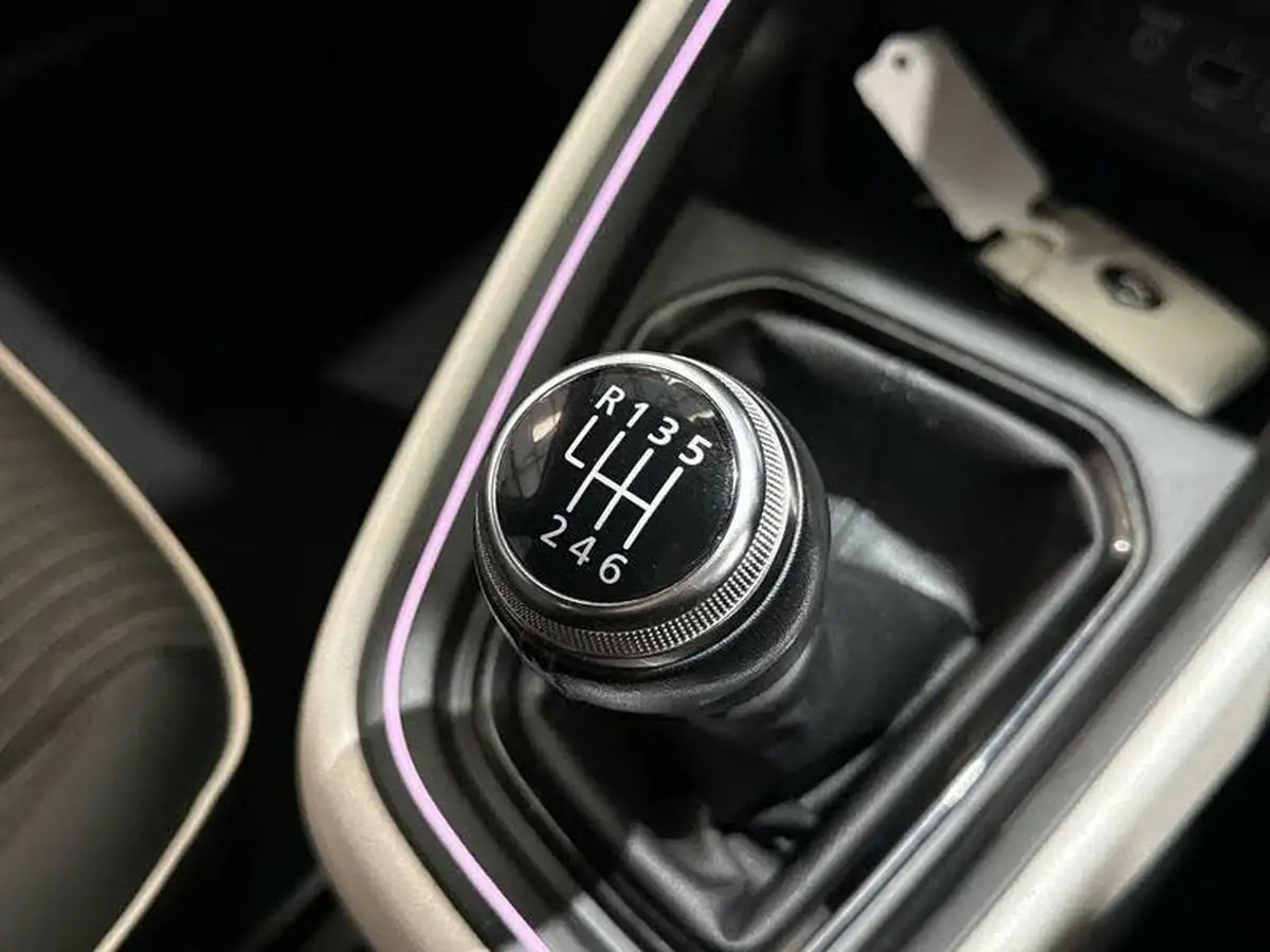 2022-renault-clio-10-tce-se-edition-big-21