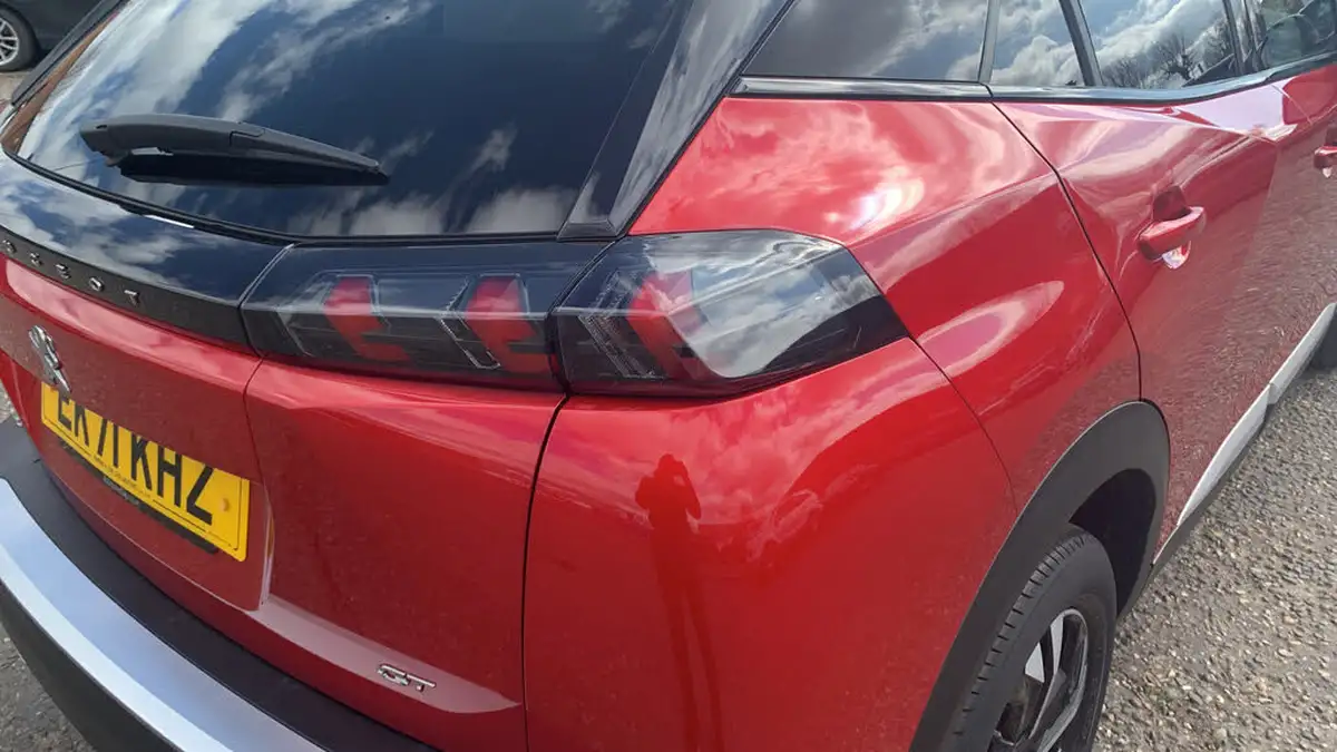 2021-peugeot-2008-suv-12-puretech-gt-big-44